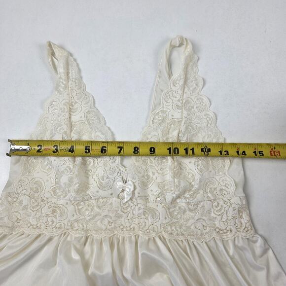 Shadowline Nightgown Womens Medium Ivory Lace Bodice Long Maxi Sleepwear V-Neck - Picture 16 of 16
